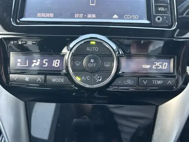 トヨタ プレミオ 1．8X Lパッケージ 鹿児島県 2018(平30)年 3.4万km ダークレッドマイカM 純正ＳＤナビ/　　CD/DVD/BT/ワンセグ/バックカメラ/クリアランスソナー/LEDヘッドライト/純正16インチアルミホイール/ステアリングスイッチ/オートマチックハイビーム/オートライト/オートエアコン/スマートキー
