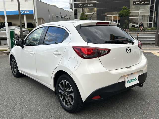 マツダ デミオ XD ツーリング Lパッケージ 大阪府 2015(平27)年 9.5万km スノーフレイクホワイトパールマイカ ワンオーナー/純正ナビ【TV/BlueTooth/DVD】/バックカメラ/クルーズコントロール/アイドリングストップ/スマートシティブレーキサポート/ヘッドアップディスプレイ/プッシュスタート/電動格納ミラー/ETC