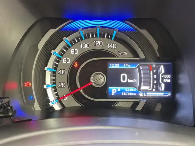 スズキ ハスラー HYBRID G 新潟県 2021(令3)年 5.9万km ピュアホワイトP KENWOODメモリナビ【MDV-D708BTW】/　フルセグTV/Bluetooth/CD/DVD/USB/衝突被害軽減ブレーキ/レーンキープアシスト/コーナーセンサー/前席シートヒーター/バックモニター/ビルトインETC/オートマチックハイビーム/オートライト/アイドリングストップ/横滑り防止装置/ステアリングスイッチ