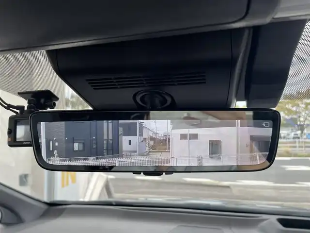 トヨタ ヴェルファイア ハイブリット Z プレミア 三重県 2023(令5)年 1.9万km ブラック 登録時18892km/ワンオーナー/禁煙車/純正T-connectナビ/・Ｂｌｕｅｔｏｏｔｈ・フルセグ・carplay・Miracast・AM/FM/トヨタセーフティセンスシステム/・プリクラッシュセーフティシステム/・フロントクロストラフィックアラート/・ブラインドスポットモニター/・プロアクティブドライビングアシスト/・レーンディパーチャーアラート/・レーダークルーズコントロール/・前後コーナーセンサー/全席シートヒーター・ベンチレーション/全席パワーシート/ワイヤレス充電/純正フリップダウン/前後ドラレコ/左右独立ムーンルーフ/パーキングアシスト/ヘッドアップディスプレイ/AUTOライト・ハイビーム・ワイパー/デジタルインナーミラー/パドルシフト/両側パワースライドドア/三眼LEDヘッドライト/ビルドインETC2.0