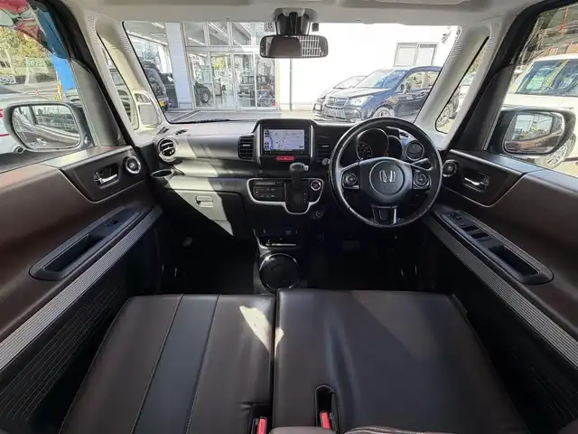 ホンダ Ｎ ＢＯＸ スラッシュ X 兵庫県 2015(平27)年 8万km プレミアムディープモカパール (株)IDOMが運営する【じしゃロン神戸名谷店】の自社ローン専用車両になりますこちらは現金またはオートローンご利用時の価格です。自社ローンご希望の方は別途その旨お申付け下さい。//登録時走行距離/　　　　　　　79443キロ/純正ナビ/バックカメラ/地デジ/合皮シート/シートヒーター/クルーズコントロール/置くだけ充電/スペアキー×１/ETC/新車時整備手帳/　　【保証書】/取扱説明書/