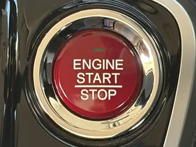 ホンダ Ｎ ＢＯＸ スラッシュ X 兵庫県 2015(平27)年 8万km プレミアムディープモカパール (株)IDOMが運営する【じしゃロン神戸名谷店】の自社ローン専用車両になりますこちらは現金またはオートローンご利用時の価格です。自社ローンご希望の方は別途その旨お申付け下さい。//登録時走行距離/　　　　　　　79443キロ/純正ナビ/バックカメラ/地デジ/合皮シート/シートヒーター/クルーズコントロール/置くだけ充電/スペアキー×１/ETC/新車時整備手帳/　　【保証書】/取扱説明書/