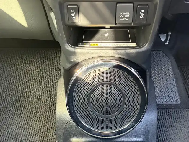 ホンダ Ｎ ＢＯＸ スラッシュ X 兵庫県 2015(平27)年 8万km プレミアムディープモカパール (株)IDOMが運営する【じしゃロン神戸名谷店】の自社ローン専用車両になりますこちらは現金またはオートローンご利用時の価格です。自社ローンご希望の方は別途その旨お申付け下さい。//登録時走行距離/　　　　　　　79443キロ/純正ナビ/バックカメラ/地デジ/合皮シート/シートヒーター/クルーズコントロール/置くだけ充電/スペアキー×１/ETC/新車時整備手帳/　　【保証書】/取扱説明書/