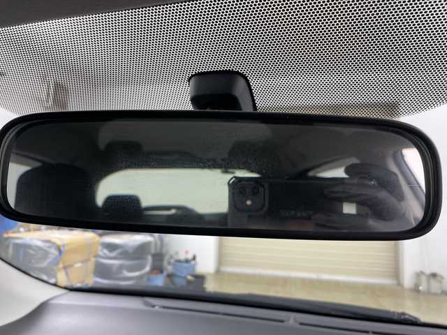 トヨタ ヴィッツ F 道央・札幌 2017(平29)年 4.6万km グレーメタリック ・4WD/寒冷地仕様/・純正SDナビ/・CS/SD/Bluetooth/ワンセグ/・純正エンジンスターター/・積込夏タイヤ社外AWセット/・ワイパーデアイサー/・横滑り防止装置/・ドアバイザー/ヘッドライトレベライザー/・電動格納ミラー/・ウィンカーミラー/・リモコンキー/スペアキー