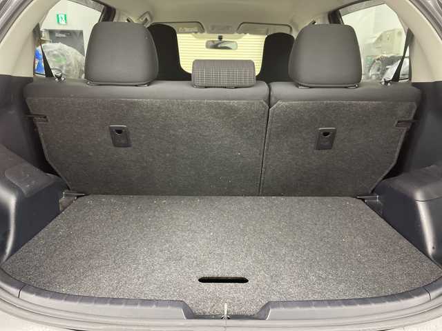 トヨタ ヴィッツ F 道央・札幌 2017(平29)年 4.6万km グレーメタリック ・4WD/寒冷地仕様/・純正SDナビ/・CS/SD/Bluetooth/ワンセグ/・純正エンジンスターター/・積込夏タイヤ社外AWセット/・ワイパーデアイサー/・横滑り防止装置/・ドアバイザー/ヘッドライトレベライザー/・電動格納ミラー/・ウィンカーミラー/・リモコンキー/スペアキー