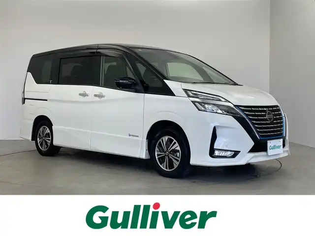 日産 セレナ e－パワー ハイウェイスター V 埼玉県 2022(令4)年 4.5万km ブリリアントホワイトパール 2トーン プロパイロット　純正１０インチナビ　フリップダウンモニター　フリップダウンモニター　ＢＳＭ　ビルトインＥＴＣ　ドライブレコーダー　レーダークルーズコントロール　インテリジェントルームミラー　ＨＤＭＩ