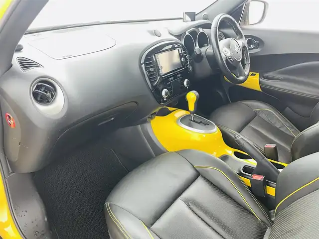 日産 ジューク 16GT FOUR パーソナライズ 道央・札幌 2018(平30)年 4万km サンライトイエロー ブレーキアシスト/・衝突安全ボディ　/純正ナビゲーション/・Ｂｌｕｅｔｏｏｔｈ/AM・FM/SD/TV/デジタルインナーミラーのバックカメラ/・３６０度カメラ　/・レーダー探知機　/・ＥＴＣ　/前後ドライブレコーダー　/電動格納ミラー/革巻きステアリング/・ステアリングスイッチ/フロアマット/シートヒーター