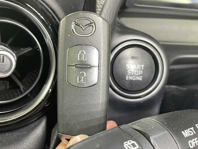 マツダ デミオ 13S ツーリング 広島県 2017(平29)年 3.2万km ソウルレッドプレミアムメタリック 純正ナビ/Bluetooth/USB/バックカメラ/スマートシティーブレーキサポート/BSM/シートヒーター/スマートキー/プッシュスタート/ETC/HUD/ステアリングスイッチ/アイドリングストップ/LEDヘッドライト/オートライト/純正フロアマット/純正アルミホイール/ドライブレコーダー(CSD-FHG)