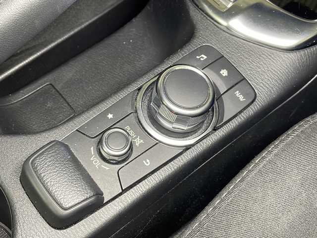 マツダ デミオ 13S ツーリング 広島県 2017(平29)年 3.2万km ソウルレッドプレミアムメタリック 純正ナビ/Bluetooth/USB/バックカメラ/スマートシティーブレーキサポート/BSM/シートヒーター/スマートキー/プッシュスタート/ETC/HUD/ステアリングスイッチ/アイドリングストップ/LEDヘッドライト/オートライト/純正フロアマット/純正アルミホイール/ドライブレコーダー(CSD-FHG)