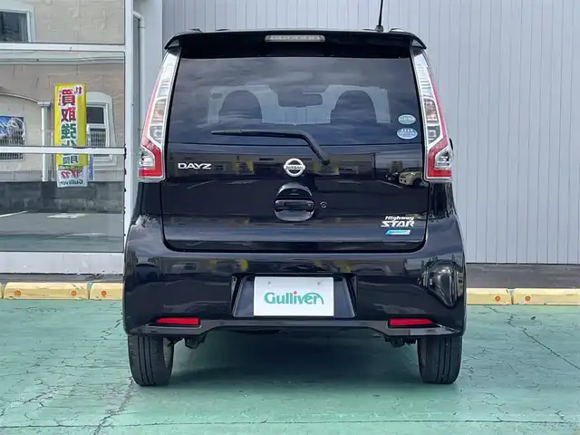 日産 デイズ ハイウェイスターX 栃木県 2016(平28)年 7.4万km ブラック ワンオーナー/新車時保証書/取扱説明書/純正SDナビ（MM316D-W)/　（フルセグTV/BT/CD・DVD/USB)/プッシュスタート/ステアリングスイッチ/アイドリングストップ/オートライト/オートハイビーム/純正フォグライト/ETC/純正フロアマット/純正ドアバイザー/タイヤサイズ　　155/65/R14