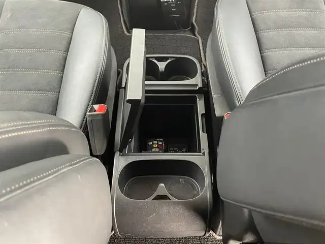 三菱 デリカＤ：５ ジャスパー 大分県 2021(令3)年 5万km パール 4WD/純正10.1型ナビ/　BT/CD/DVD/フルセグ/純正フリップダウンモニター/レーダークルーズコントロール/両側パワースライドドア/バックカメラ/オートブレーキホールド/撥水機能付きハーフレザーシート/オートマチックハイビーム/LEDヘッドライト/ステアリングリモコン/革巻ステアリング/チップアップシート/フルフラットシート/純正アルミホイル18インチ/純正フロアマット/MTモード