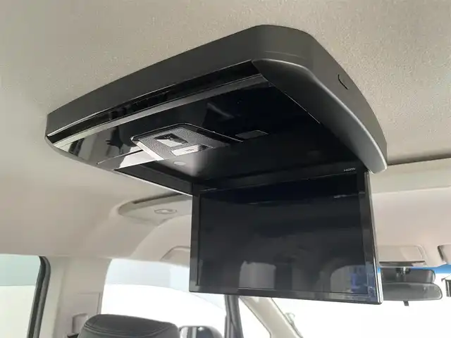 三菱 デリカＤ：５ ジャスパー 大分県 2021(令3)年 5万km パール 4WD/純正10.1型ナビ/　BT/CD/DVD/フルセグ/純正フリップダウンモニター/レーダークルーズコントロール/両側パワースライドドア/バックカメラ/オートブレーキホールド/撥水機能付きハーフレザーシート/オートマチックハイビーム/LEDヘッドライト/ステアリングリモコン/革巻ステアリング/チップアップシート/フルフラットシート/純正アルミホイル18インチ/純正フロアマット/MTモード