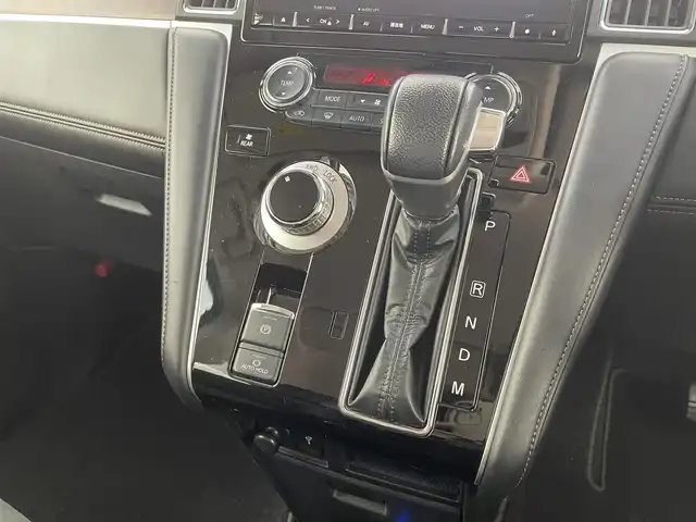 三菱 デリカＤ：５ ジャスパー 大分県 2021(令3)年 5万km パール 4WD/純正10.1型ナビ/　BT/CD/DVD/フルセグ/純正フリップダウンモニター/レーダークルーズコントロール/両側パワースライドドア/バックカメラ/オートブレーキホールド/撥水機能付きハーフレザーシート/オートマチックハイビーム/LEDヘッドライト/ステアリングリモコン/革巻ステアリング/チップアップシート/フルフラットシート/純正アルミホイル18インチ/純正フロアマット/MTモード