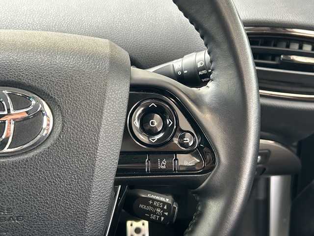 トヨタ プリウス S ツーリングセレ ブラックED 兵庫県 2022(令4)年 4.7万km プラチナホワイトパールマイカ 純正ナビ/（CD/BT/USB)/フルセグTV/全方位カメラ/ETC/TRDエアロ（フロント/サイド/リア）/衝突軽減ブレーキ/レーダークルーズコントロール/前後コーナーセンサー/レザーシート/シートヒーター/LEDヘッドライト/オートライト/オートハイビーム/フォグランプ/スマートキー/プッシュスタート/電動パーキングブレーキ/電動格納ミラー/純正フロアマット/純正専用アルミ17インチ