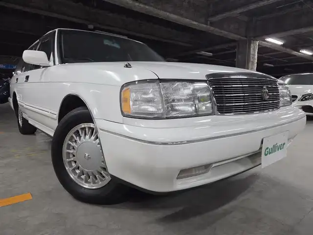 トヨタ クラウン ワゴン ロイヤルエクストラ ツーリング 愛知県 1997(平9)年 8.2万km スーパーホワイトⅡ ブラックルーフレール/FM/AMラジオ/オートライト/オートエアコン/革巻きステアリング/ファブリックシート/純正15インチアルミホイール/禁煙車