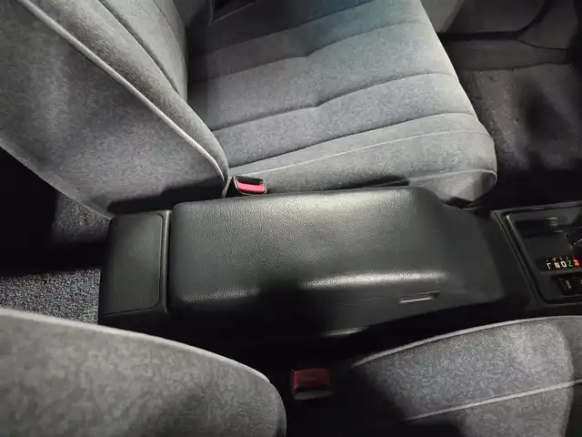 トヨタ クラウン ワゴン ロイヤルエクストラ ツーリング 愛知県 1997(平9)年 8.2万km スーパーホワイトⅡ ブラックルーフレール/FM/AMラジオ/オートライト/オートエアコン/革巻きステアリング/ファブリックシート/純正15インチアルミホイール/禁煙車