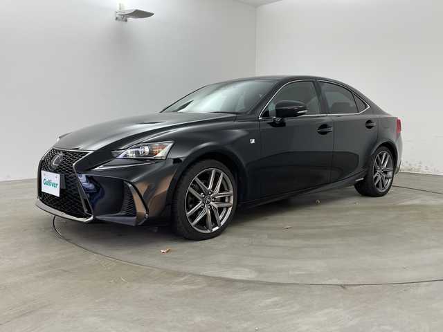 レクサス ＩＳ 300h Fスポーツ 兵庫県 2017(平29)年 6.9万km ブラック ・純正ナビ/CD/DVD/TV/Bluetooth/USB/・バックカメラ/・ハーフレザーシート/・前席シートヒーター/・前席パワーシート/・前後ドライブレコーダー/・Lexus　Safety　System　＋/・プリクラッシュセーフティ/・レーンディパーチャーアラート/・レーダークルーズコントロール/・オートマチックハイビーム/・純正１８インチアルミホイール/・nanoe/・ビルトインETC2.0/・パドルシフト/・ドアミラーヒーター/・LEDヘッドライト/・スマートキー