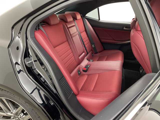 レクサス ＩＳ 300h Fスポーツ 兵庫県 2017(平29)年 6.9万km ブラック ・純正ナビ/CD/DVD/TV/Bluetooth/USB/・バックカメラ/・ハーフレザーシート/・前席シートヒーター/・前席パワーシート/・前後ドライブレコーダー/・Lexus　Safety　System　＋/・プリクラッシュセーフティ/・レーンディパーチャーアラート/・レーダークルーズコントロール/・オートマチックハイビーム/・純正１８インチアルミホイール/・nanoe/・ビルトインETC2.0/・パドルシフト/・ドアミラーヒーター/・LEDヘッドライト/・スマートキー