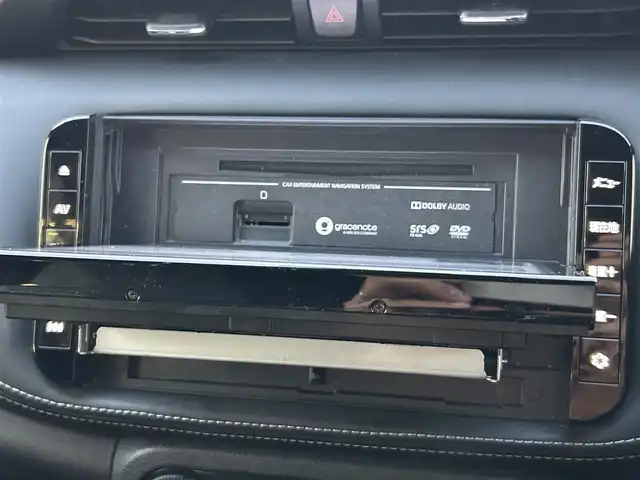 日産 キックス X 熊本県 2021(令3)年 4.3万km ブリリアントホワイトパール 純正カーナビ/AM/FM/BT/CD/DVD/USB/SD/Ipod//・DTV/プロパイロット/エマージェンシーブレーキ/アンチロックブレーキシステム/ビークルダイナミクスコントロール/車線逸脱警報/車線逸脱防止支援機能/ふらつき警報/ペダル踏み間違い加速抑制装置/インテリジェントルームミラー/革巻きステアリング/・ステアリングスイッチ/フォグランプ/ヘッドライトレベライザー/電動格納ミラー/・ウィンカーミラー/ドアバイザー/純正フロアマット