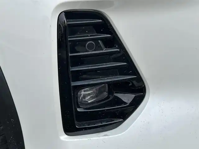 日産 キックス X 熊本県 2021(令3)年 4.3万km ブリリアントホワイトパール 純正カーナビ/AM/FM/BT/CD/DVD/USB/SD/Ipod//・DTV/プロパイロット/エマージェンシーブレーキ/アンチロックブレーキシステム/ビークルダイナミクスコントロール/車線逸脱警報/車線逸脱防止支援機能/ふらつき警報/ペダル踏み間違い加速抑制装置/インテリジェントルームミラー/革巻きステアリング/・ステアリングスイッチ/フォグランプ/ヘッドライトレベライザー/電動格納ミラー/・ウィンカーミラー/ドアバイザー/純正フロアマット