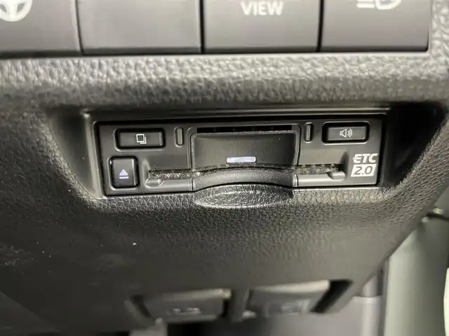 トヨタ ＲＡＶ４ アドベンチャー 埼玉県 2023(令5)年 1.6万km アーバンカーキ 4WD 純正10.5インチナビ　全周囲カメラ　サンルーフ　ルーフレール　ステアリングヒーター　前後ドライブレコーダー　デジタルインナーミラー　電動リアゲート　シートヒーター　エアシート　ハーフレザーシート　ＥＴＣ