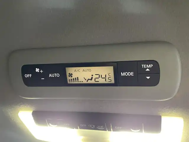 日産 セレナ e－パワー ハイウェイスター V 香川県 2021(令3)年 3.4万km ダークメタルグレー プロパイロット/純正10型ナビ/・CD/DVD/BT/DTV/アラウンドビューモニター/両側電動スライドドア/ハンズフリーオートスライド/インテリジェントルームミラー/革巻きステアリング/ステアリングリモコン/LEDライト/フォグライト/リアロールサンシェード/スマートキー/プッシュスタート