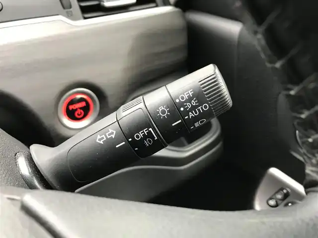 ホンダ フリード ハイブリット G ブラックスタイル 鳥取県 2022(令4)年 2.6万km プラチナホワイトパール 純正9インチナビ/フルセグ/CD/DVD/BT/USB/バックカメラ/ホンダセンシング/レーンキープアシスト/レーダークルーズコントロール/両側パワースライドドア/ビルトインETC/ドライブレコーダー/前席シートヒーター/LEDヘットライト/フォグライト/純正15インチアルミホイール/プッシュエンジンスタート/スマートキー×２/フロアマット・ドアバイザー