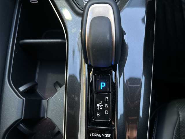 トヨタ クラウン スポーツ Z 福島県 2023(令5)年 3.6万km プレシャスホワイトパール トヨタセーフティセンス/・衝突被害軽減ブレーキ/・オートハイビーム/・車線逸脱警報装置/・レーダークルーズコントロール/・ロードサインアシスト/・プロアクティブドライビングアシスト/純正ディスプレイオーディオナビ/・フルセグTV/BT/FM/AM/・MiraCast/・バックカメラ/・アラウンドビュー/・デジタルインナーミラー/・ビルトインETC2.0/レザーシート/・D+N席シートヒーター/・D+N席エアシート/・D+N席パワーシート/・D席メモリーシート/HUD/革張りステアリング/・ステアリングリモコン/・ステアリングヒーター/電動リアゲート/ワイヤレス充電/電子パーキング/・オートブレーキホールド/パーキングアシスト/横滑り防止装置/プッシュスタート/・スマートキー/・スペアキー1本/電動格納ミラー/・ウィンカーミラー/・オートミラー/・BSM/LEDヘッドライト/・フォグランプ/・オートライト/コーナーセンサー/モデリスタフルエアロ/純正フロアマット/ワンオーナー