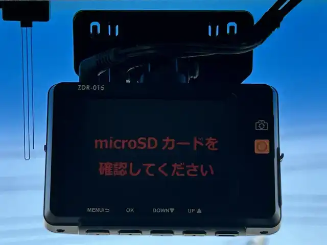 ホンダ Ｎ ＢＯＸ カスタム G ターボ Lパッケージ 岡山県 2016(平28)年 4.2万km プレミアムホワイトパール 登録時走行距離：　42006km/サンルーフ/社外ナビ/バックカメラ/ドライブレコーダー/ETC/両側パワースライドドア/革巻きステアリング/ステアリングスイッチ/純正LEDヘッドライト/オートライト/プッシュスタート/スマートキー/スペアキー×1/アイドリングストップ/純正アルミホイール 15インチ/ドアバイザー/ロールサンシェード/シーケンシャルウインカー/ウインカーミラー/電動格納ミラー/オートリトラミラー/純正フロアマット/横滑防止装置/盗難防止装置/取扱説明書/ナビ取扱説明書/新車時整備手帳