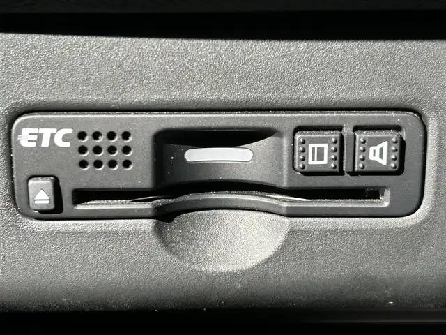 ホンダ Ｎ ＢＯＸ カスタム G ターボ Lパッケージ 岡山県 2016(平28)年 4.2万km プレミアムホワイトパール 登録時走行距離：　42006km/サンルーフ/社外ナビ/バックカメラ/ドライブレコーダー/ETC/両側パワースライドドア/革巻きステアリング/ステアリングスイッチ/純正LEDヘッドライト/オートライト/プッシュスタート/スマートキー/スペアキー×1/アイドリングストップ/純正アルミホイール 15インチ/ドアバイザー/ロールサンシェード/シーケンシャルウインカー/ウインカーミラー/電動格納ミラー/オートリトラミラー/純正フロアマット/横滑防止装置/盗難防止装置/取扱説明書/ナビ取扱説明書/新車時整備手帳