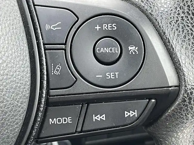 トヨタ ＲＡＶ４ X 山梨県 2019(令1)年 7.2万km アティチュードブラックマイカ ワンオーナー/純正9インチメモリナビ（NSZT-Y68T）/フルセグTV/Bluetooth/バックカメラ/ETC/アダプティブクルーズコントロール/Toyota Safety Sense/前ドライブレコーダー/コーナーセンサー/オートライト/オートハイビーム/スペアキー1本