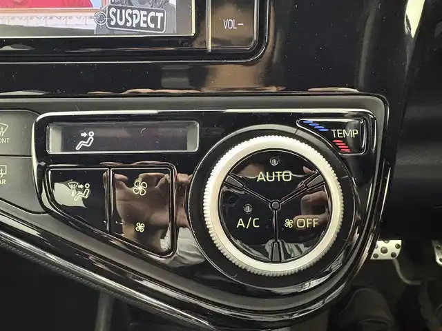 トヨタ アクア G GRスポーツ 17インチPKG 福岡県 2019(平31)年 6.1万km ホワイトパールクリスタルシャイン 禁煙車　/純正７型ナビ/(CD DVD BT フルセグ)　/バックカメラ　/ETC　/トヨタセーフティセンス　/プリクラッシュセーフティ　/レーンキープアシスト　/オートハイビーム　/クルーズコントロール　/ハーフレザーシート　/シートヒーター　/オートライト　/LEDヘッドライト　/フォグランプ
