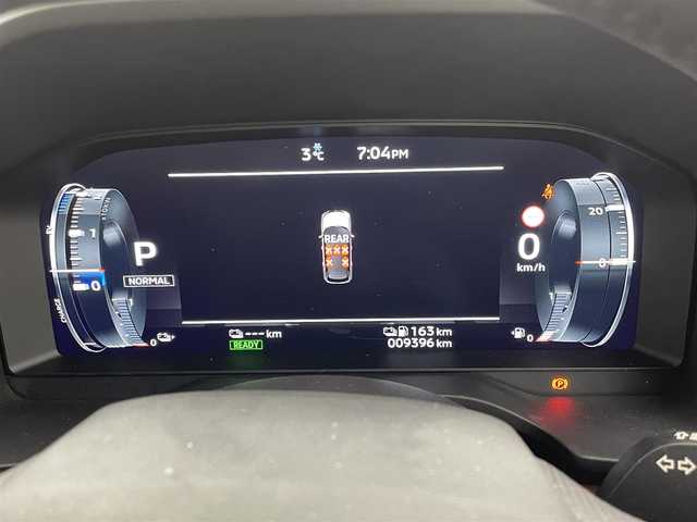 三菱 アウトランダー ＰＨＥＶ P 茨城県 2022(令4)年 1万km ホワイトダイヤモンド 純正ナビ＋フルセグTV/アラウンドビューモニター/BOSEプレミアムサウンド/ヘッドアップディスプレイ/メモリー機能付パワーシート/ハンズフリーパワーバックドア/シートヒーター/ETC2.0/純正フロアマット/置くだけ充電/純正AW/LEDヘッドライト/コーナーセンサー前後/充電ケーブルあり