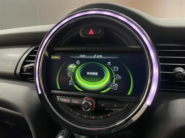 ＭＩＮＩ ミニ クーパー D 群馬県 2017(平29)年 6.4万km ホワイト・シルバー 純正HDDナビ/バックカメラ/社外フルセグTV/前後ドラレコ/コーナーセンサー /アンビエントライト