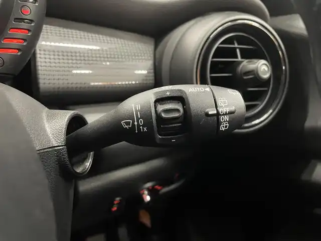 ＭＩＮＩ ミニ クーパー D 群馬県 2017(平29)年 6.4万km ホワイト・シルバー 純正HDDナビ/バックカメラ/社外フルセグTV/前後ドラレコ/コーナーセンサー /アンビエントライト