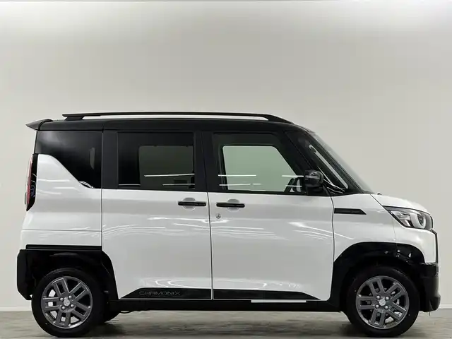三菱 デリカミニ T プレミアム 埼玉県 2025(令7)年 0.1万km未満 アメジストブラック/シルキーホワイト 登録済未使用車　ディスプレイオーディオ　全方位カメラ　両側パワスラ　レーダークルーズ　シートヒーター　ステアリングヒーター　クリアランスソナー　LEDオートライト　フォグランプ