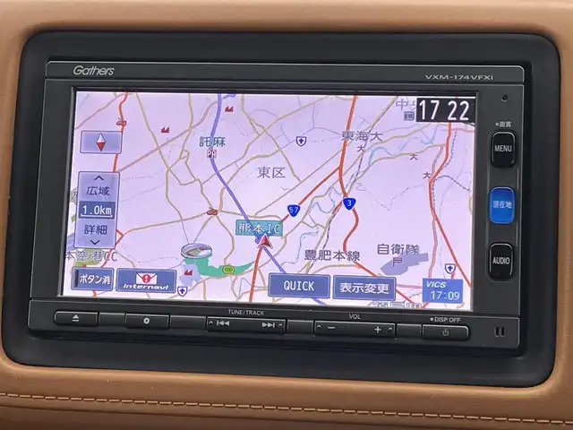 ホンダ ヴェゼル ハイブリッド Z ホンダセンシング 熊本県 2016(平28)年 5.7万km ホワイトオーキッドパール 禁煙車　/純正ナビVXM-174VFXi（ＣＤ・ＤＶＤ・フルセグ・ＢＴ・ＵＳＢ）/バックカメラ　/前方ドライブレコーダー　/ビルトインETC/前席シートヒーター　/ホンダセンシング/・衝突軽減ブレーキ/・レーンキープアシスト/・誤発進抑制機能/・車線維持支援機能/・歩行者事故低減ステアリング/・路外逸脱抑制機能/・先行車発進お知らせ/・標識認識機能/横滑り防止/ハーフレザーシート/純正フロアマット/純正１７インチＡＷ/オートライト/LEDヘッドライト/フォグライト/スマートキー/プッシュスタート