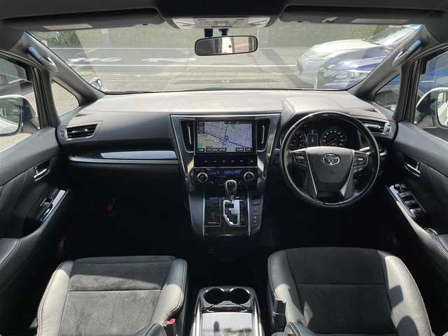 トヨタ ヴェルファイア Z Aエディション ゴールデンアイズ 鳥取県 2016(平28)年 3.4万km ホワイトパールクリスタルシャイン 純正10型SDナビ/　フルセグTV/DVD/CD/Bluetooth/バックカメラ/両側パワースライドドア/プリクラッシュセーフティ/パワーバックドア/レーダークルーズコントロール/ビルトインETC/ドライブレコーダー/ハーフレザーシート/コーナーセンサー/LEDヘッドライト/フォグランプ/オートライト/オートマチックハイビーム/ステアリングスイッチ/プッシュスタート/スマートキー×２/電動格納ミラー/ウインカーミラー/フロアマット/ドアバイザー