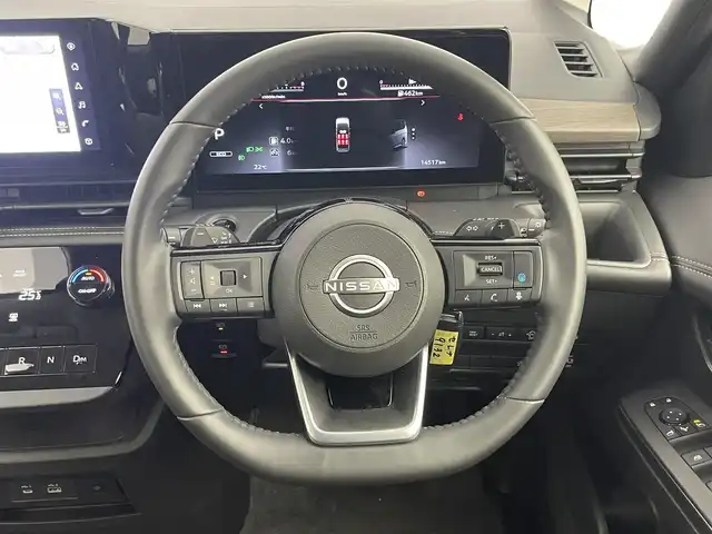 日産 セレナ ハイウェイスター V 埼玉県 2023(令5)年 1.5万km ホワイト 純正１２．３インチメーカーナビ　フルセグＴＶ　アラウンドビューモニター　フリップダウンモニター　インテリジェントルームミラー　両側電動スライドドア　プロパイロット　ＨＤＭＩ　エマージェンシーブレーキ
