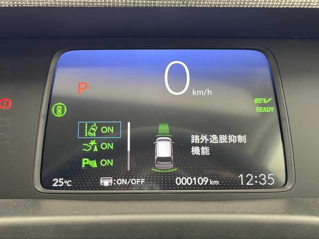ホンダ フリード ハイブリット e:HEV AIR 千葉県 2025(令7)年 0.1万km ルナシルバーM ホンダセンシング/衝突軽減ブレーキ/アダプティブクルーズコントロール/レーンキープアシスト/標識認識機能/純正ナビ/Bluetooth/AM/FM/フルセグTV/両側パワースライドドア/LEDオートライト/オートハイビーム/オートブレーキホールド/電子パーキング/前後コーナーセンサー/プッシュスタート/スマートキー