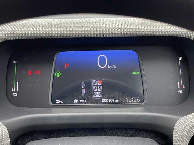 ホンダ フリード ハイブリット e:HEV AIR 千葉県 2025(令7)年 0.1万km ルナシルバーM ホンダセンシング/衝突軽減ブレーキ/アダプティブクルーズコントロール/レーンキープアシスト/標識認識機能/純正ナビ/Bluetooth/AM/FM/フルセグTV/両側パワースライドドア/LEDオートライト/オートハイビーム/オートブレーキホールド/電子パーキング/前後コーナーセンサー/プッシュスタート/スマートキー