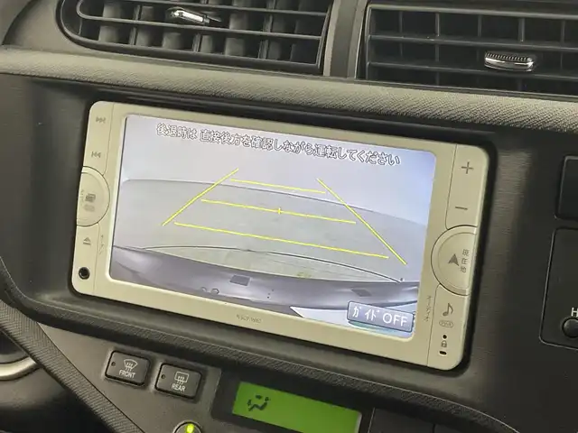 トヨタ アクア G 埼玉県 2014(平26)年 2万km ディープアメジストマイカメタリック 純正７インチナビ　バックカメラ　ＥＴＣ　ステアリングリモコン　ＣＤ再生　純正アルミホイール　純正フロアマット　スマートキー　オートライト　プッシュスタート　Ｂｌｕｅｔｏｏｔｈ　地デジＴＶ