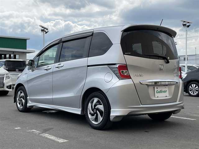 ホンダ フリード ハイブリット ジャストセレクション 東京都 2016(平28)年 5.3万km スーパープラチナメタリック 純正ナビ/バックモニター/クルーズコントロール/両側電動スライドドア/横滑り防止措置/ETC/ECONモード/ドライブレコーダー/ステアリングスイッチ/オートエアコン/オートライト/オートウィンドウ