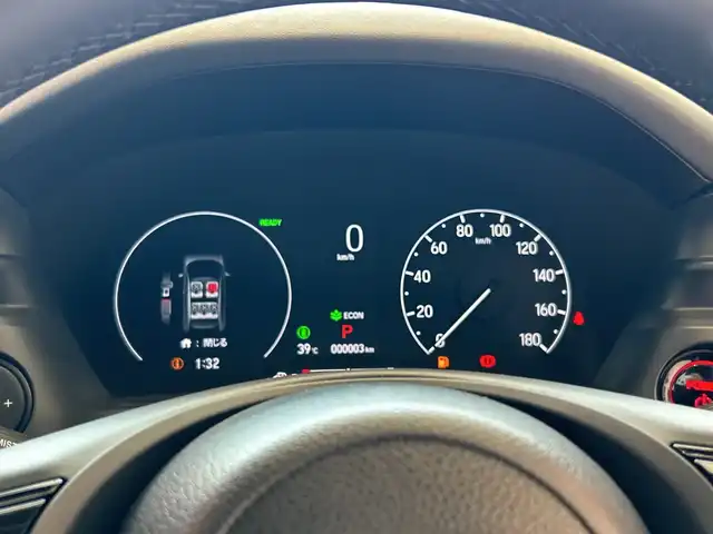 ホンダ ヴェゼル ハイブリッド e:HEV Z 埼玉県 2025(令7)年 0.1千km クリスタルブラックパール 純正メモリナビ/　　BT/フルセグ/Apple CarPlay /バックカメラ /パワーバックドア /レーダークルーズコントロール /LEDオートライト /ハーフレザーシート /シートヒーター /純正18インチアルミホイール/ブラインドスポットモニター /ワイヤレス充電 /ステアリングヒーター/ステアリングスイッチ/純正ETC2.0