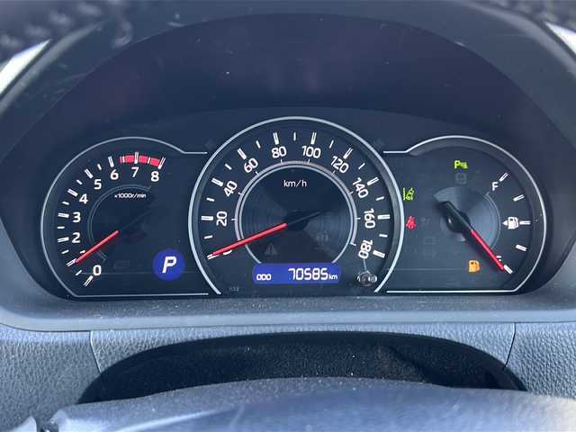トヨタ ヴォクシー ZS 煌Ⅱ 鹿児島県 2020(令2)年 7.1万km ホワイトパールクリスタルシャイン トヨタセーフティセンス/-プリクラッシュセーフティー/-先行車発信告知機能/フリップダウンモニター/SDナビ AVIC-CQ910/(CD/DVD/Bluetooth/フルセグテレビ)/バックカメラ/両側パワースライドドア/クルーズコントロール/LEDヘッドライト/三列シート/純正16インチアルミホイール/アイドリングストップ/スマートキー/スペアキー×１/ETC