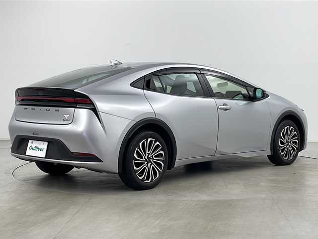 トヨタ プリウス X 道央・札幌 2023(令5)年 6.9万km シルバーメタリック ・4WD/・寒冷地仕様/・ワンオーナー/・トヨタセーフティセンス/・純正ディスプレイオーディオ/（BT USB Miracast フルセグ）/・BSM/・レーダークルーズコントロール/・ステアリングスイッチ/・バックカメラ/・AC1001500W/・バックフォグ/・LEDヘッドライト/・社外ミラー型ドラレコ/・スマートキー/・オートハイビーム/・モデリスタ１７インチAW/・/・