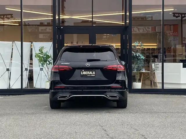 メルセデス・ベンツ Ｍ・ベンツ Ｂ２００ｄ AMGライン 福岡県 2023(令5)年 2.8万km コスモスブラック ・レーダーセーフティＰＫＧ/・純正ＨＤＤナビ／ＵＳＢ／ＢＴ/・バックカメラ/・ハーフレザーシート／シートヒーター/・ＰＷバックドア/・ＬＥＤライト/・ドライブレコーダー/・地デジ/・キーレスゴー/・保証書/・取扱説明書