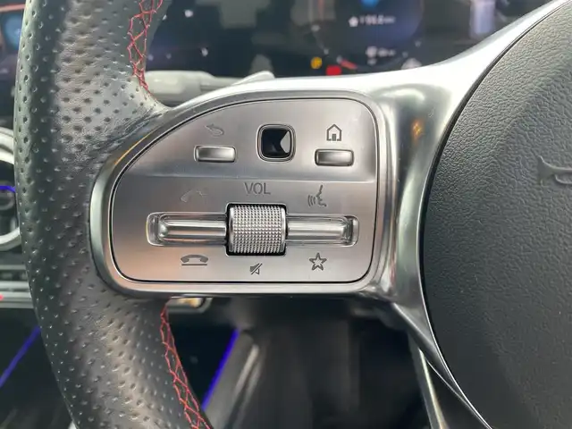 メルセデス・ベンツ Ｍ・ベンツ Ｂ２００ｄ AMGライン 福岡県 2023(令5)年 2.8万km コスモスブラック ・レーダーセーフティＰＫＧ/・純正ＨＤＤナビ／ＵＳＢ／ＢＴ/・バックカメラ/・ハーフレザーシート／シートヒーター/・ＰＷバックドア/・ＬＥＤライト/・ドライブレコーダー/・地デジ/・キーレスゴー/・保証書/・取扱説明書