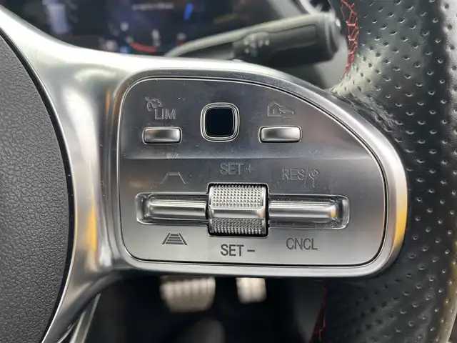 メルセデス・ベンツ Ｍ・ベンツ Ｂ２００ｄ AMGライン 福岡県 2023(令5)年 2.8万km コスモスブラック ・レーダーセーフティＰＫＧ/・純正ＨＤＤナビ／ＵＳＢ／ＢＴ/・バックカメラ/・ハーフレザーシート／シートヒーター/・ＰＷバックドア/・ＬＥＤライト/・ドライブレコーダー/・地デジ/・キーレスゴー/・保証書/・取扱説明書
