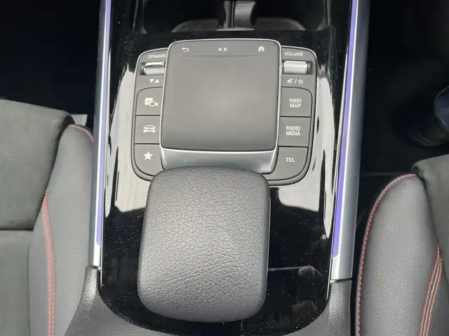 メルセデス・ベンツ Ｍ・ベンツ Ｂ２００ｄ AMGライン 福岡県 2023(令5)年 2.8万km コスモスブラック ・レーダーセーフティＰＫＧ/・純正ＨＤＤナビ／ＵＳＢ／ＢＴ/・バックカメラ/・ハーフレザーシート／シートヒーター/・ＰＷバックドア/・ＬＥＤライト/・ドライブレコーダー/・地デジ/・キーレスゴー/・保証書/・取扱説明書